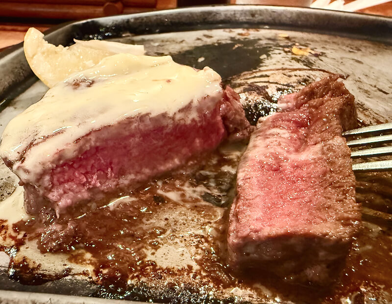 ステーキハウスB&M 目黒店 店内