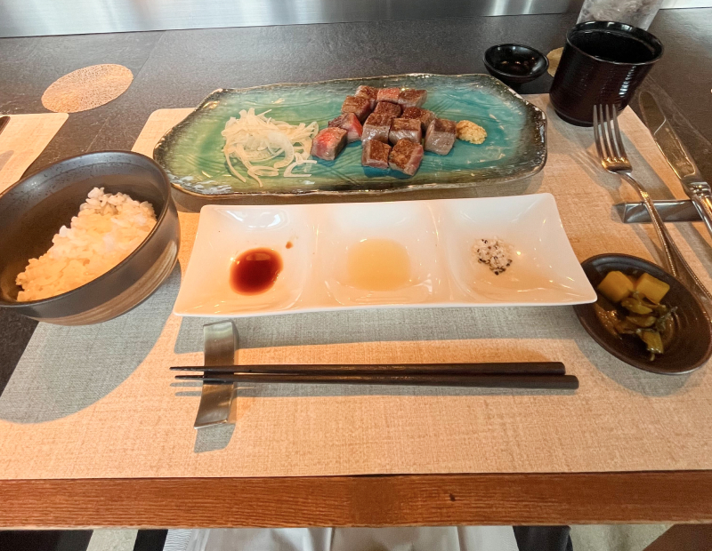 鉄板焼き たまゆら 店内